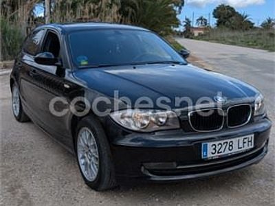 Usado BMW 116 122 CV (89 kW) 2009 Negro Utilitario