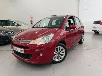 Usado Citroën C3 68 CV (50 kW) 2015 Granate Berlina