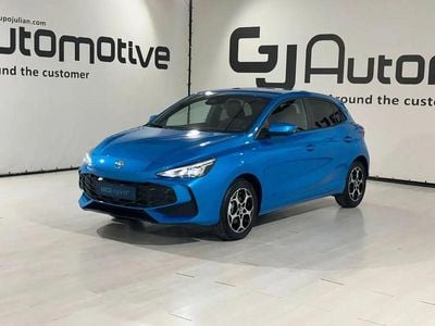 Używany MG MG3 Luxury 194 KM (142 kW) 2024 Niebieski Hatchback