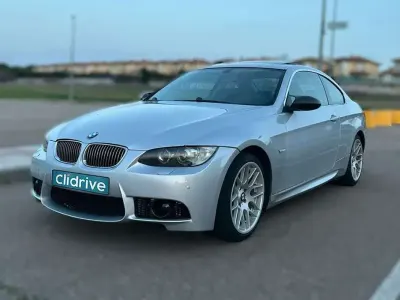 Usado BMW 330 231 CV (169 kW) 2007 Gris Coupe
