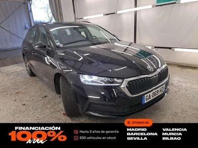 Usado Skoda Octavia Ambition 204 CV (150 kW) 2021 Negro Utilitario