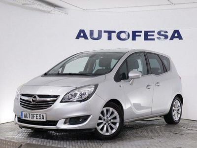 Usado Opel Meriva Cosmo 120 CV (88 kW) 2014 Plateado Monovolumen