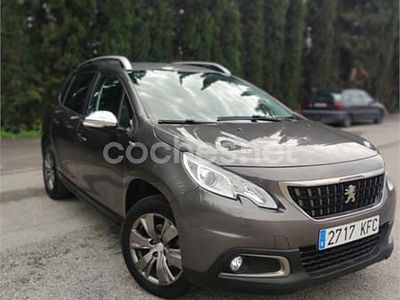 Gris / plata Usado 2017 Peugeot 2008 Style SUV | 10.500 € (Precio justo)