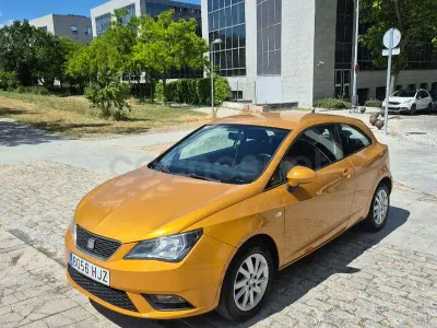 Occasion Seat Ibiza SC Style 85 PK (62 kW) 2012 Geel Hatchback