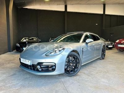 Porsche Panamera 4