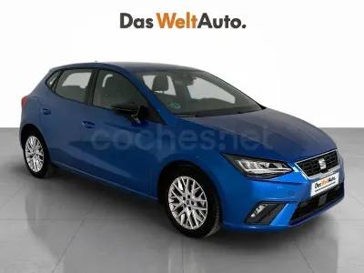 Usado Seat Ibiza FR 115 CV (84 kW) 2025 Azul Utilitario