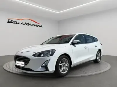 Begagnad Ford Focus Trend+ 120 HK (88 kW) 2020 Vit Kombi