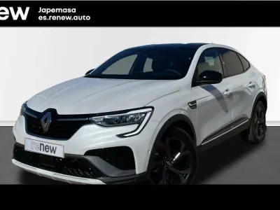 Usado Renault Arkana R.S. 145 CV (106 kW) 2022 Blanco universal con techo negro SUV