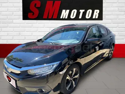 Usado Honda Civic Executive 182 CV (133 kW) 2018 Negro Berlina