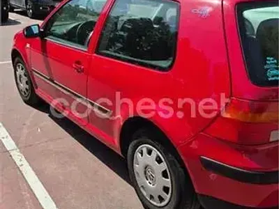 Usado VW Golf IV Conceptline 75 CV (55 kW) 2000 Rojo Berlina