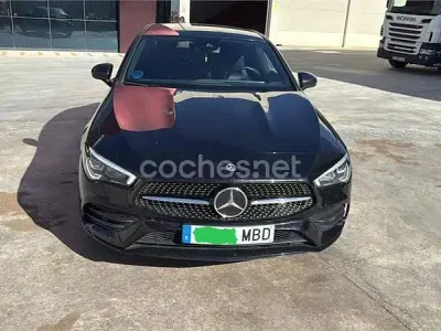 Usado Mercedes CLA250e 218 CV (160 kW) 2022 Negro Berlina