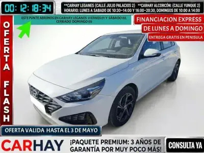 Begagnad Hyundai i30 120 HK (88 kW) 2022 Vit Sedan