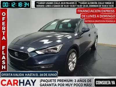 Usado Seat Leon Business 110 CV (80 kW) 2022 Gris Familiar