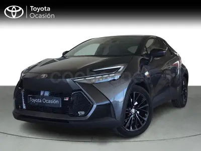 Usado Toyota C-HR Sport 196 CV (144 kW) 2025 Gris / plata SUV
