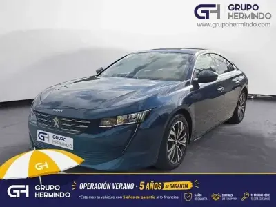 Usado Peugeot 508 Allure 130 CV (95 kW) 2021 Azul Berlina