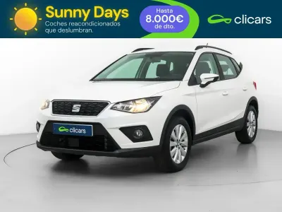 Usado Seat Arona Style 95 CV (69 kW) 2020 Blanco SUV