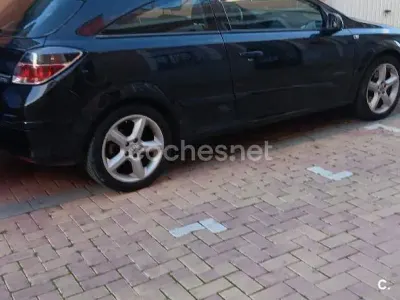 Usado Opel Astra GTC