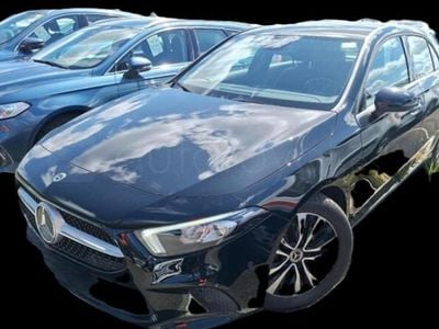 Gris Usado 2020 Mercedes A180 Advantage | 24.900 € (Precio justo)