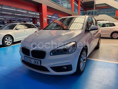 Usado BMW 218 150 CV (110 kW) 2015 Blanco Familiar