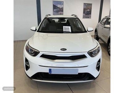 Usado Kia Stonic 84 CV (61 kW) 2021 Blanco SUV