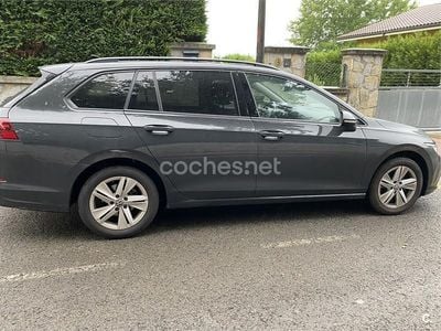 Usado VW Golf VIII 115 CV (84 kW) 2020 Gris / plata Familiar