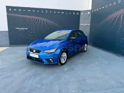Usado Seat Ibiza FR 115 CV (84 kW) 2024 Azul Utilitario