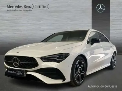 Usado Mercedes CLA220 190 CV (139 kW) 2025 Blanco Berlina