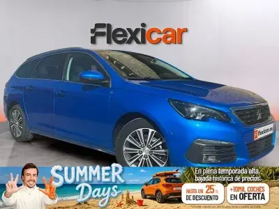 Usado Peugeot 308 SW Allure 130 CV (95 kW) 2020 Azul Familiar