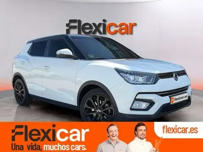 Usado SsangYong Tivoli Limited 116 CV (85 kW) 2019 Blanco SUV