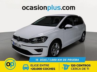 Usado VW Golf Sportsvan Advance 125 CV (91 kW) 2015 Blanco Monovolumen
