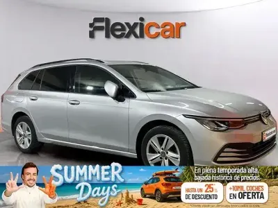 Usado VW Golf VIII Life 115 CV (84 kW) 2022 Gris Familiar