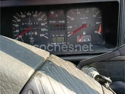 Usado VW Golf Cabriolet 112 CV (82 kW) 1990 Negro Descapotable