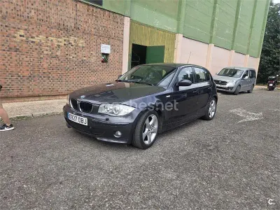 Usado BMW 118 122 CV (89 kW) 2005 Gris / plata Utilitario