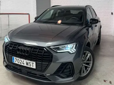 Usado Audi Q3 Comfort 193 CV (141 kW) 2024 Gris SUV
