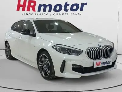 Usado BMW 118 M Sport 136 CV (100 kW) 2023 Negro Utilitario