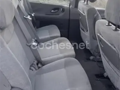 Usado Renault Espace Dynamique 170 CV (125 kW) 2005 Negro Monovolumen