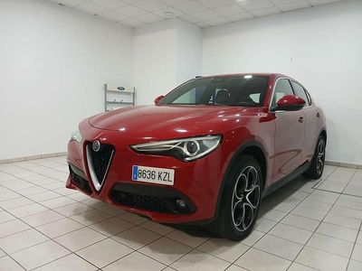 Rojo Usado 2018 Alfa Romeo Stelvio Executive SUV | 22.500 € (Precio justo)