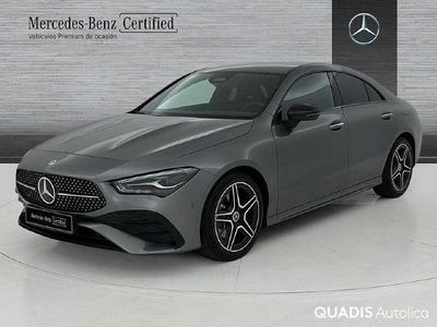 Usado Mercedes CLA220 190 CV (139 kW) 2025 Gris montaña Berlina