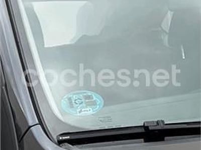 Usado Ford Focus Trend 115 CV (84 kW) 2007 Gris / plata Berlina