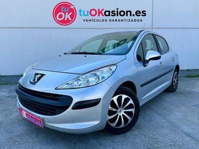 Usado Peugeot 207 90 CV (66 kW) 2007 Plateado Utilitario