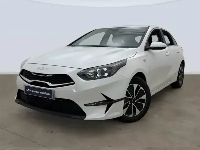 Usado Kia Ceed 100 CV (73 kW) 2024 Blanco Utilitario