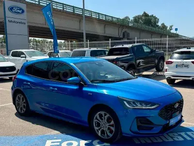 Usado Ford Focus ST-Line 125 CV (91 kW) 2022 Azul Berlina