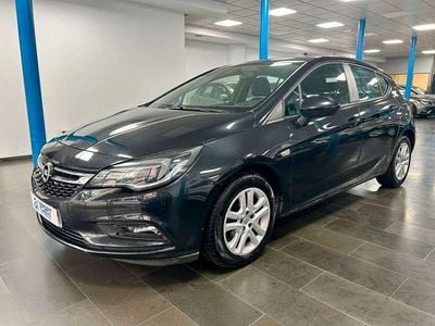 Negro Usado 2016 Opel Astra Selective Utilitario | 9990 € (Precio justo)