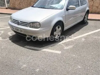 Usado VW Golf III 110 CV (80 kW) 1999 Blanco Berlina