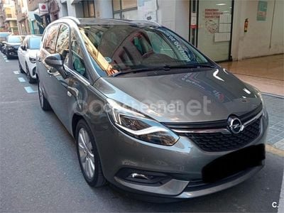 Gris / plata Usado 2018 Opel Zafira Excellence Monovolumen | 14.000 € (Precio justo)