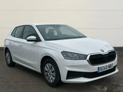 Käytetty Skoda Fabia Active 80 HP (58 kW) 2022 Valkoinen Viistoperä