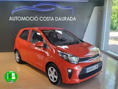Usado Kia Picanto 67 CV (49 kW) 2022 Rojo Utilitario