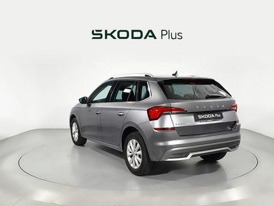 Usado Skoda Kamiq 110 CV (80 kW) 2022 Gris SUV