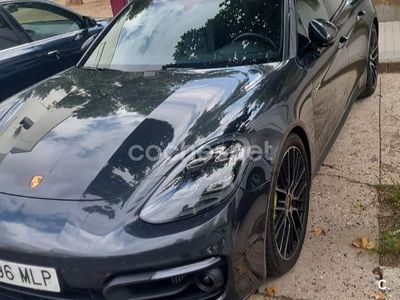 Käytetty Porsche Panamera 4S 560 HP (411 kW) 2022 Musta Sedan