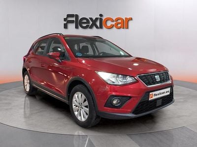 Usado Seat Arona Ecomotive 95 CV (69 kW) 2017 Rojo SUV
